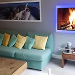 Le Savoy Lodge - By Care Concierge Lägenhet