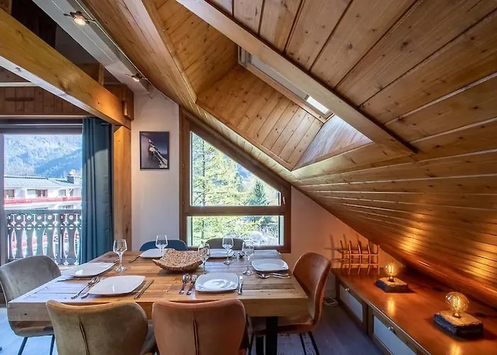 Bel Entier En Style A Chamonix